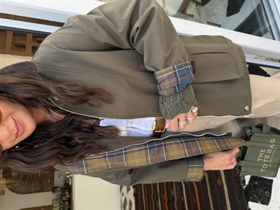 Premium Kalite , Kadife Yakalı , Haki Ceket