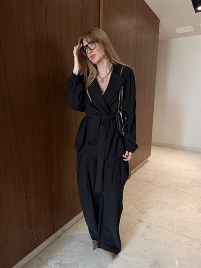 Orijinal Model , Özel Dokulu , Tek Düğmeli , Siyah Kuşaklı Takım