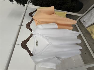 Orijinal Marka %100 Cotton Beyaz V Yaka T-shirt
