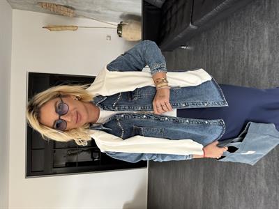 Orijinal Model , Zımba Detaylı , Premium Jean Gömlek