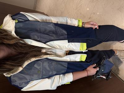 Neon Renk & File Detaylı , Ekru Yağmurluk