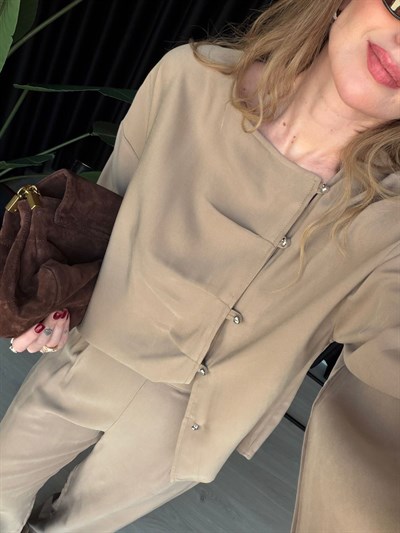 Orijinal Model , Camel , Yandan Düğmeli , Premium Tok Tencel , Takım
