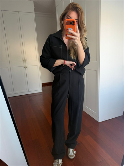 Orijinal Model , Beyaz Dikiş Detaylı , Tok Tencel , Siyah Takım