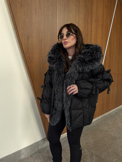 Yakası Çıkarılabilir Kürklü , Düğüm Kol Detaylı , Siyah Mont