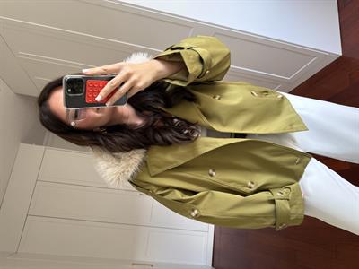 Yakası Çıkabilir Kürklü , Yağ Yeşili , Trençkot