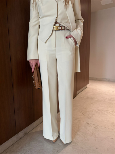 Ekru , Beli Cırtlı , Likralı , Krep Kumaş Pantolon