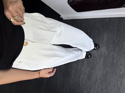 Gold Düğmeli , Arka Beli Lastikli , Beyaz Palazzo Pantolon