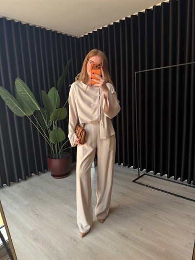 Orijinal Model , Bej , Yandan Düğmeli , Premium Tok Tencel , Takım