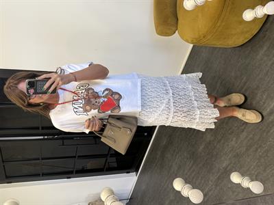 İçi Astarlı , Likralı , Ekru Dantel Etek