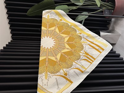 Madalyon Desenli , 90x90cm Sarı Şal