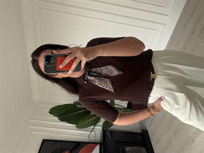 Özel İplik , Polo Yaka , Fularlı , Acıkahve Triko