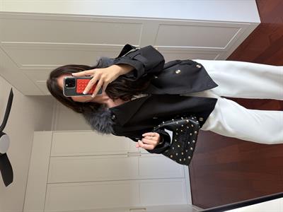 Yakası Çıkabilir Kürklü , Siyah , Trençkot