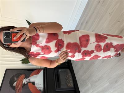 Orijinal Model , Kırmızı Çiçekli , Keten Dokulu Elbise