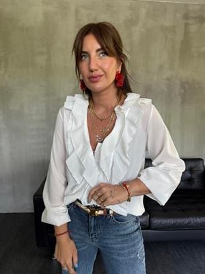 Orijinal Model , Önü Fırfırlı , Ekru Bluz