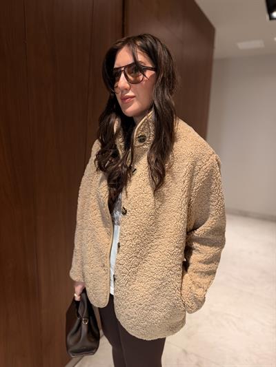 Oysh Model , Camel Teddy Mont