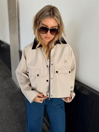 Orjinal Marka Kadife Yaka Bej Mont