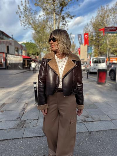 Orjinal Model Acı Kahve İçi Kürk Rugan Deri Mont