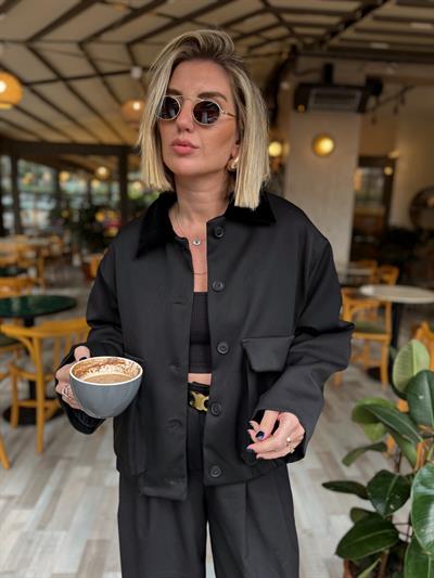Orjinal Model Kadife Yaka Siyah Bomber Mont