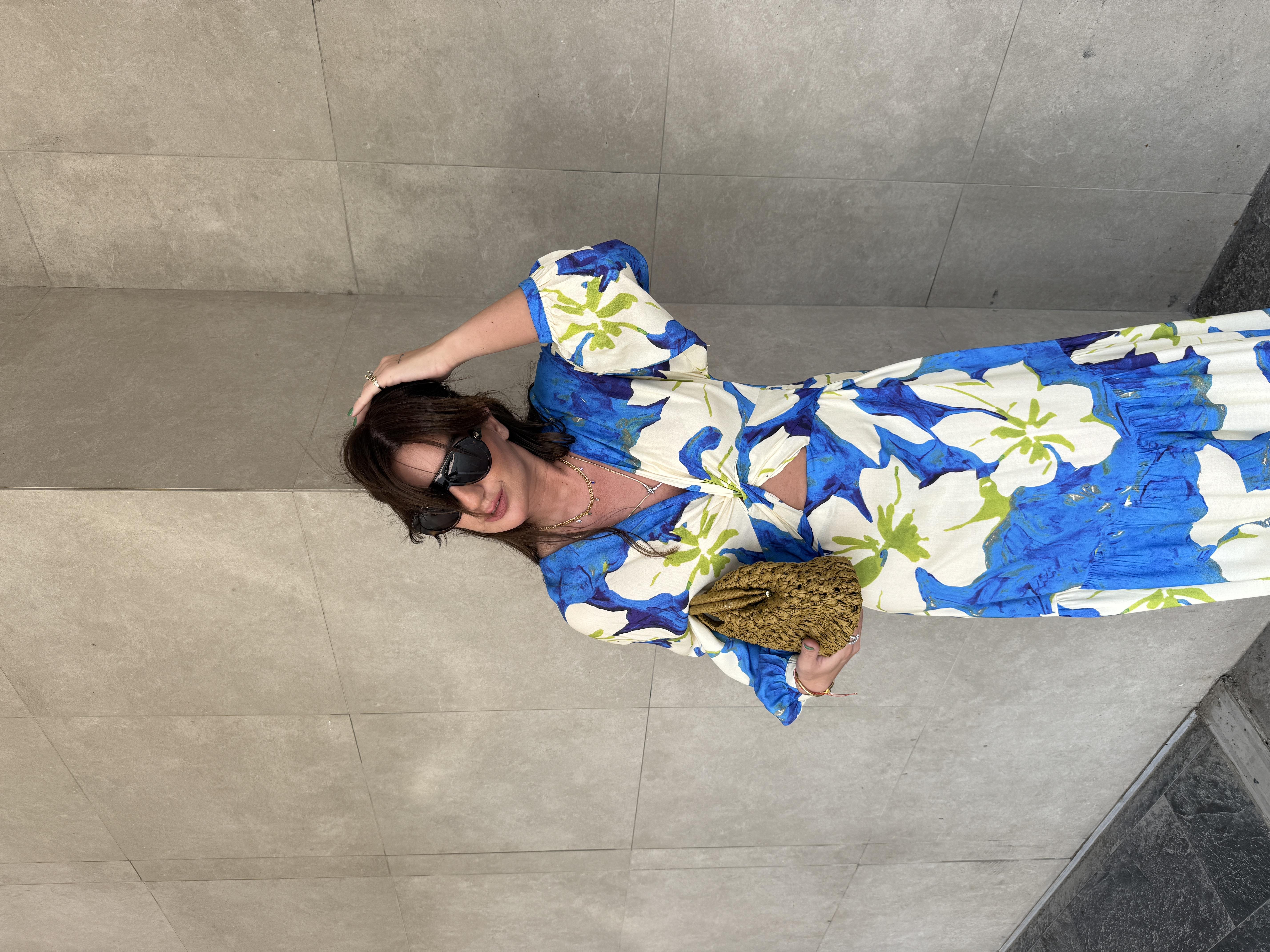 Beli Lastikli , Mavi Çiçek Desenli , Kasımpatı Elbise