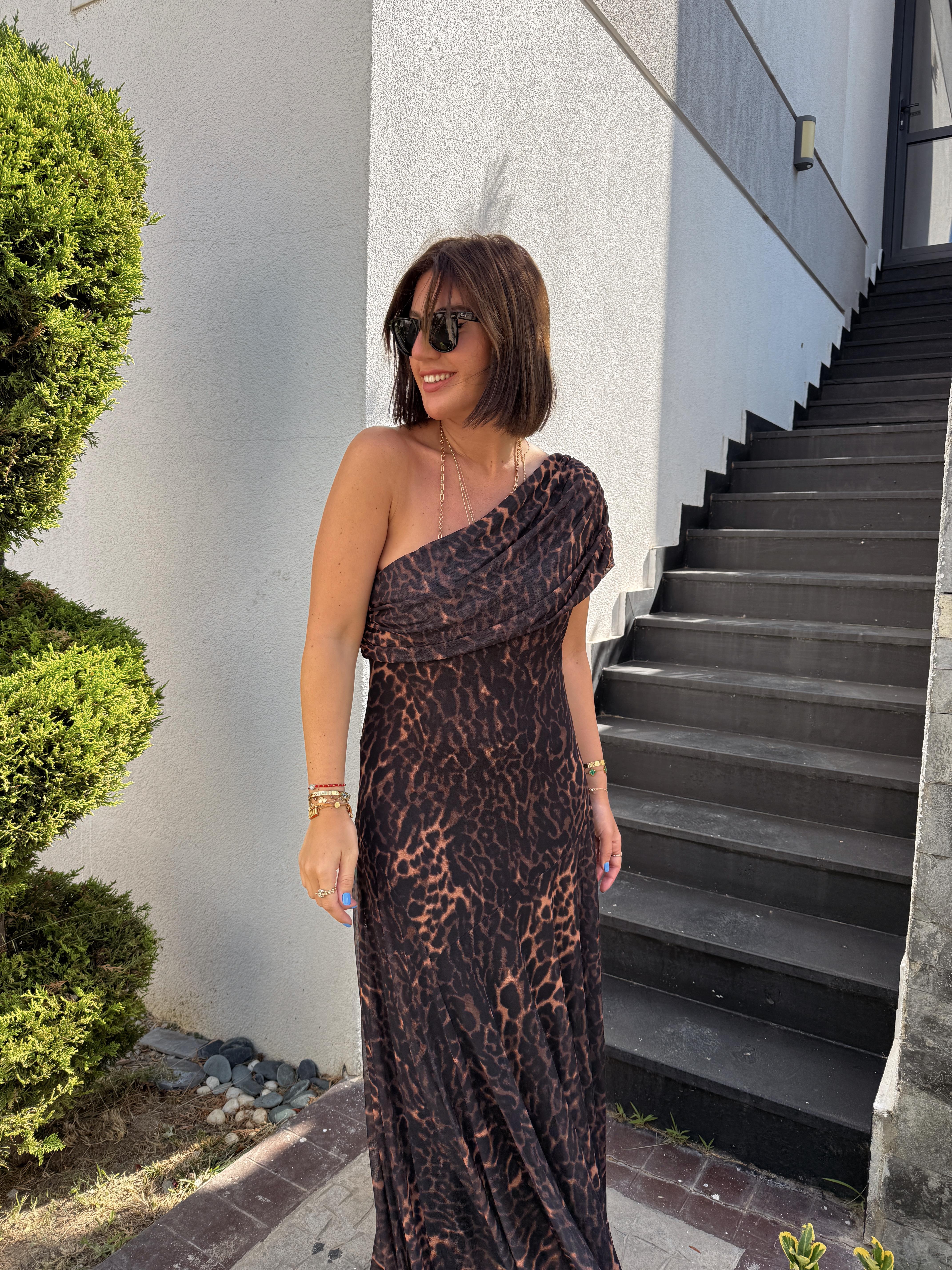 Yarım Omuz, Leopar Desenli Likralı Uzun Elbise
