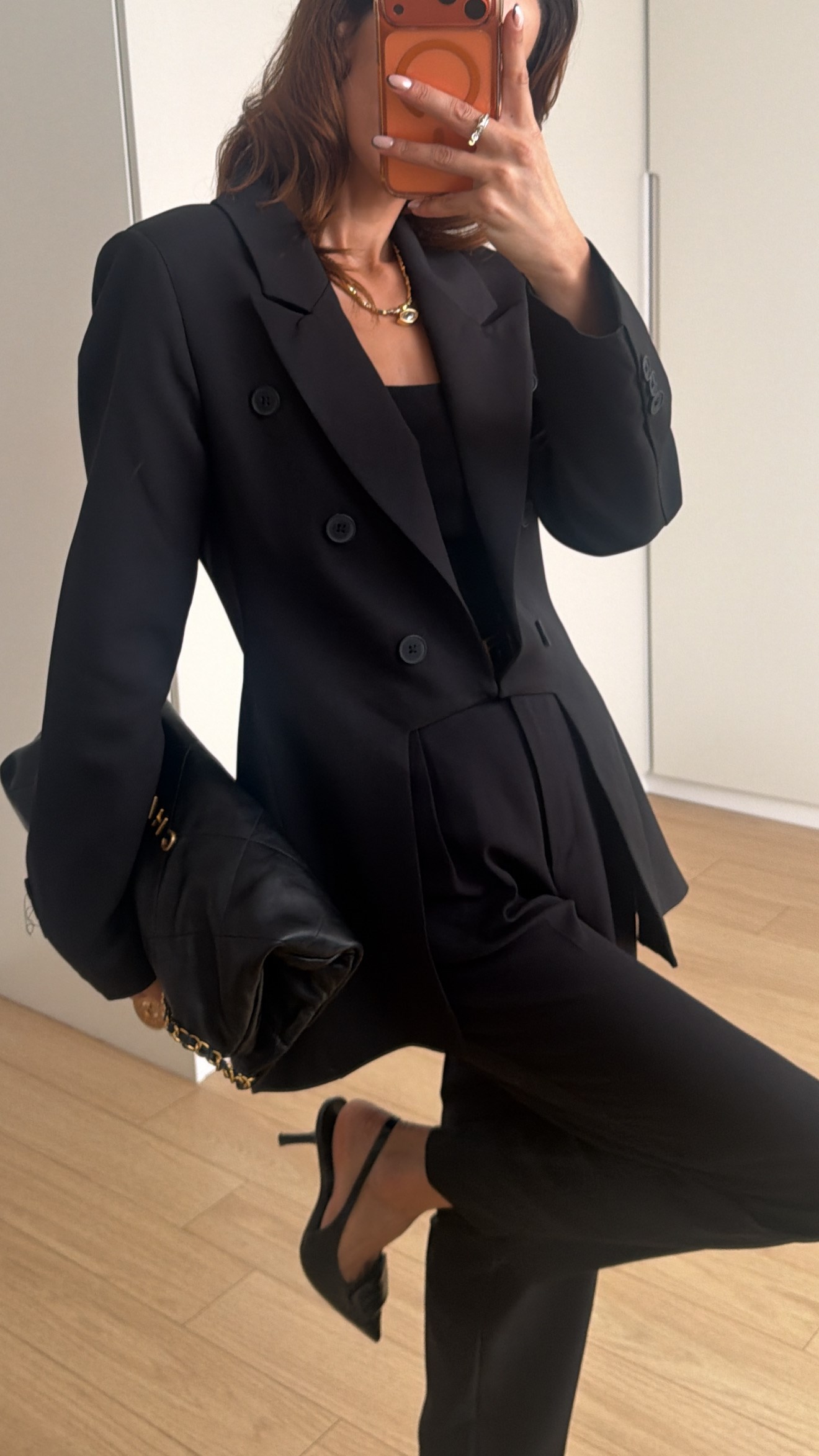     Kesik Ön Detaylı Kruvaze Blazer