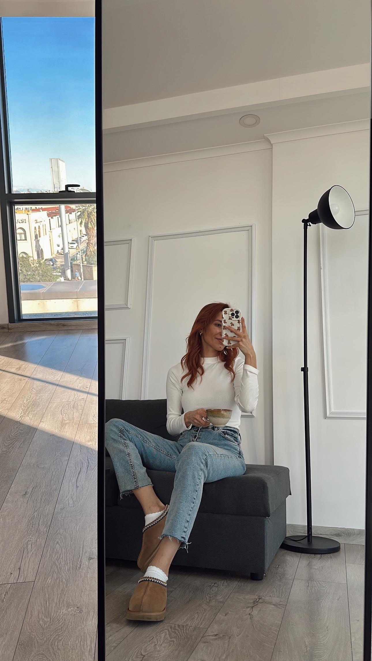 Beyaz  crop triko 