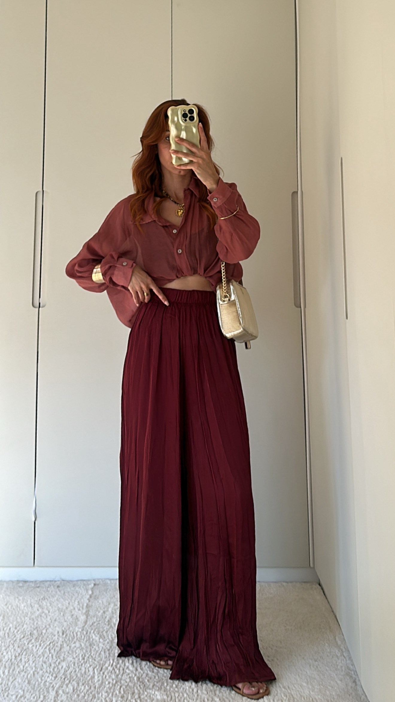 Bordo Saten Pantolon Etek Görünüm
