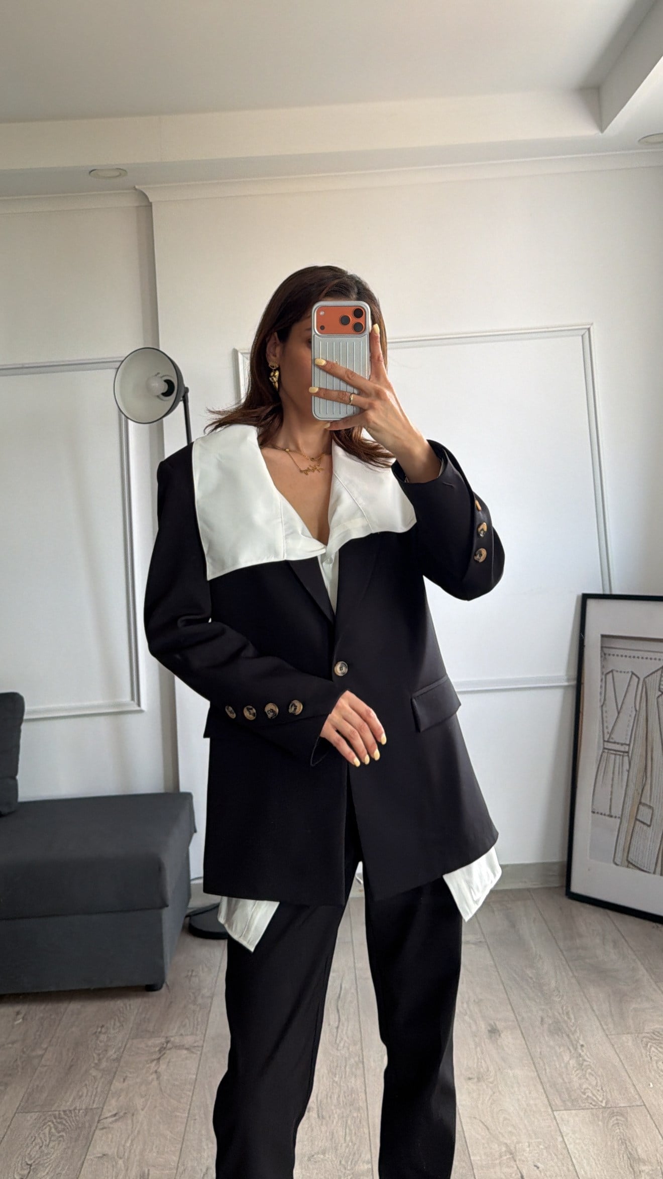 Siyah Kol Düğmeli Tasarım Blazer Ceket