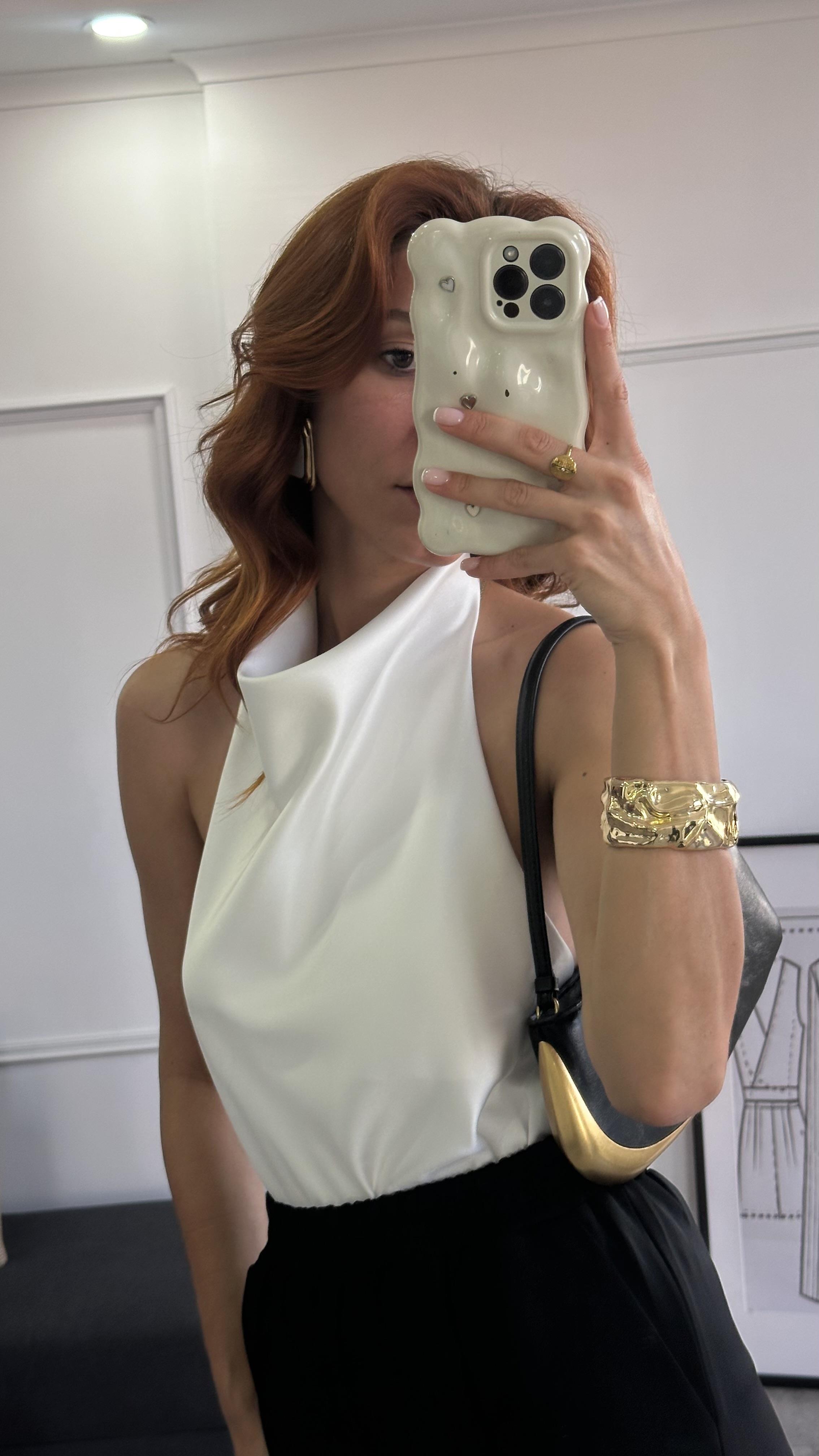 Beyaz Halter Yaka Saten Bluz