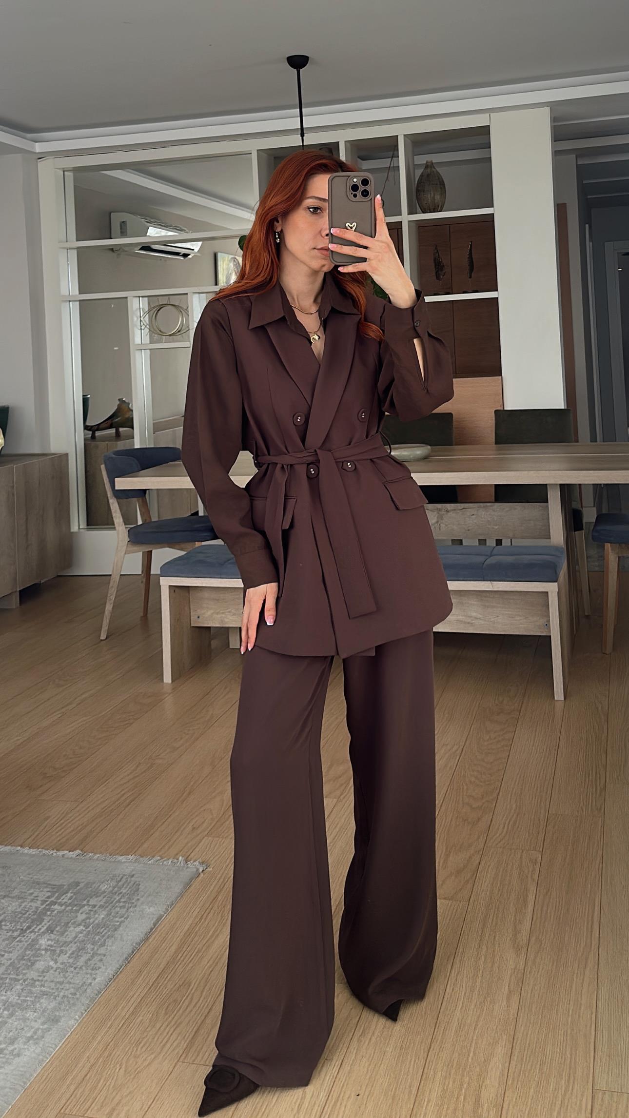 Kahve Uzun Kuşaklı Yelek Bel lastik Pantolon Takım 