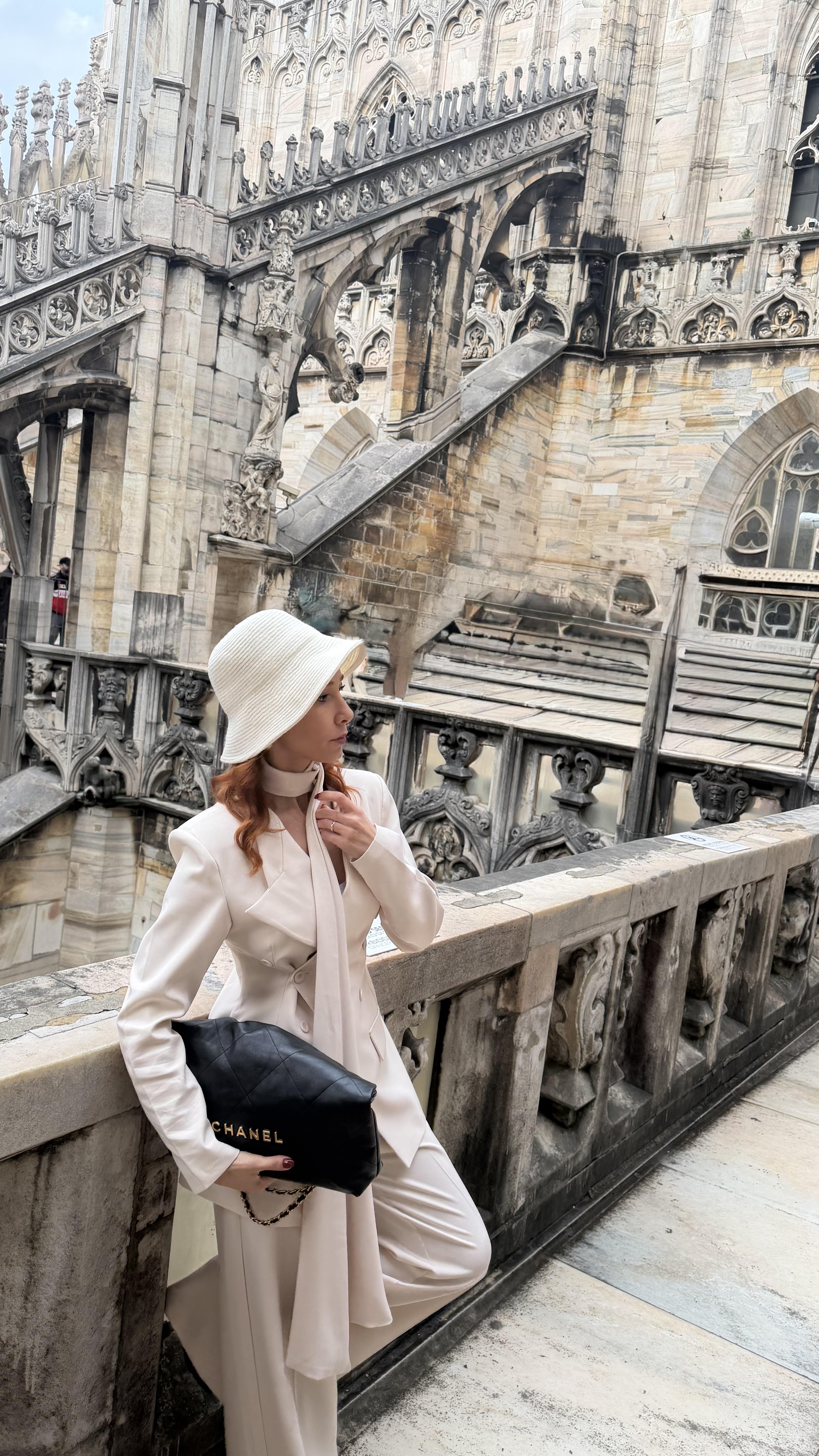 Krem Belden Oturtma Ceket Palazzo Takım Şal Aksesuarlı 