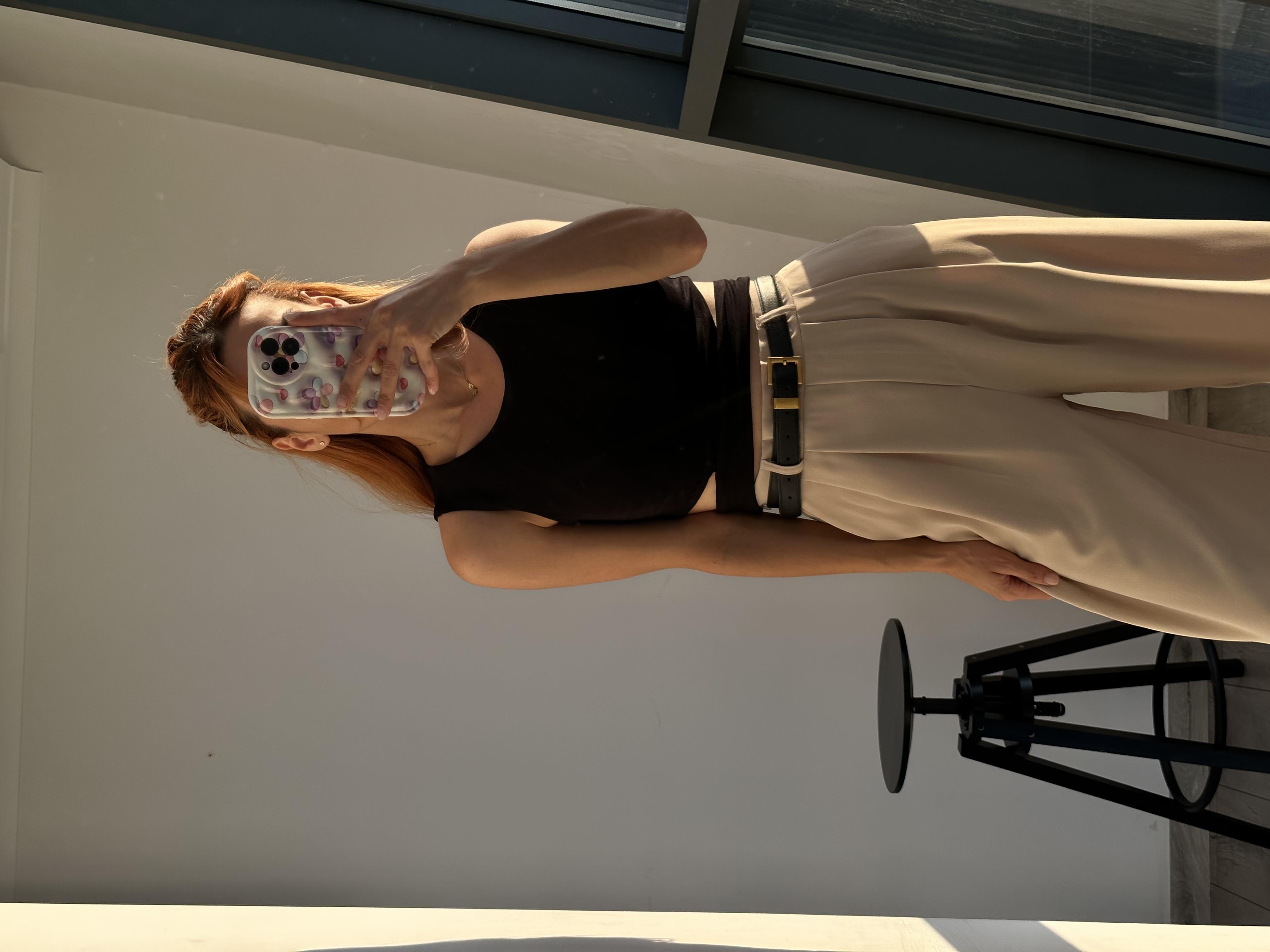 Pencere detay siyah crop 