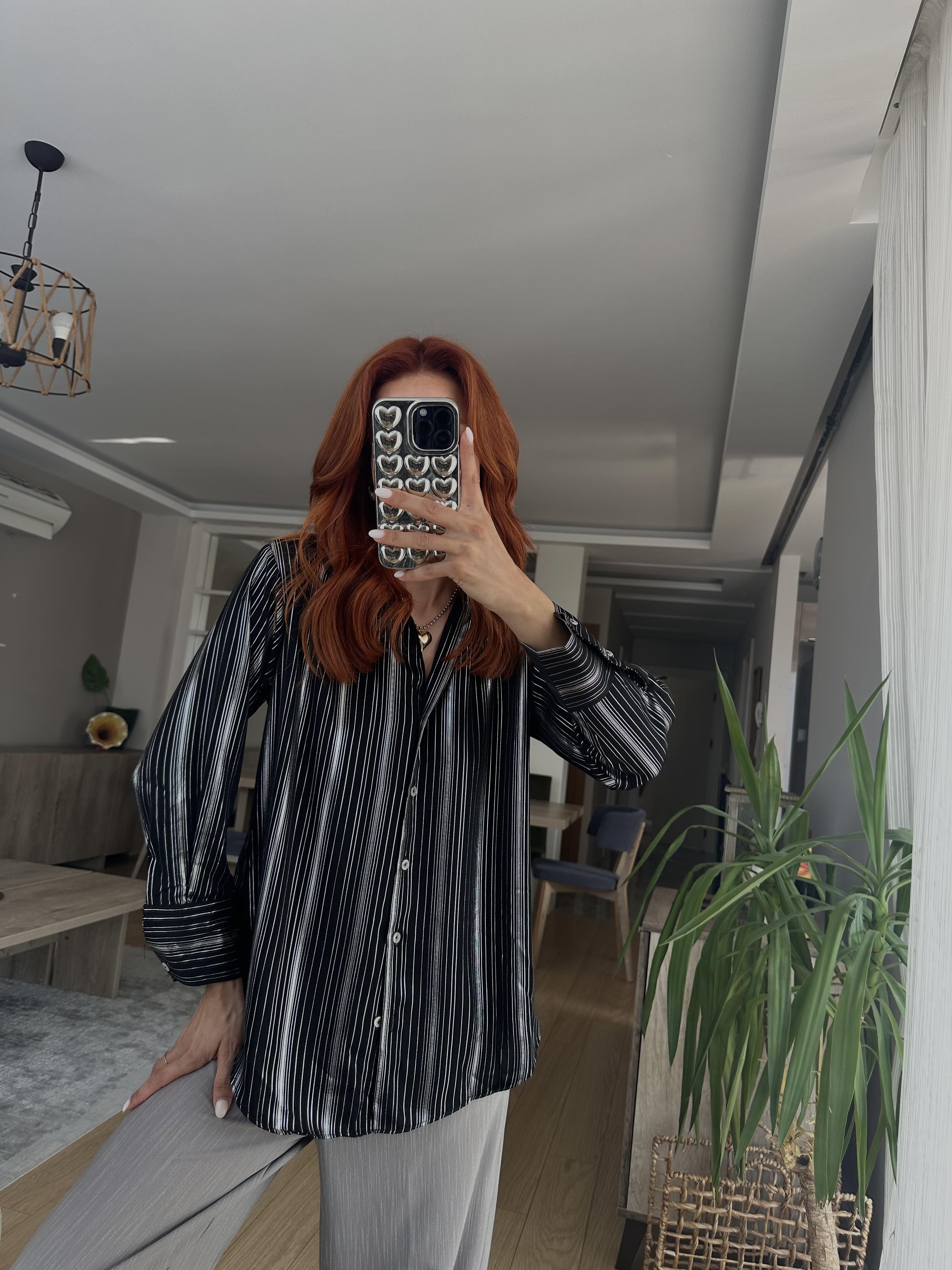 Siyah Saten Pamuk Floş Baskı Gömlek