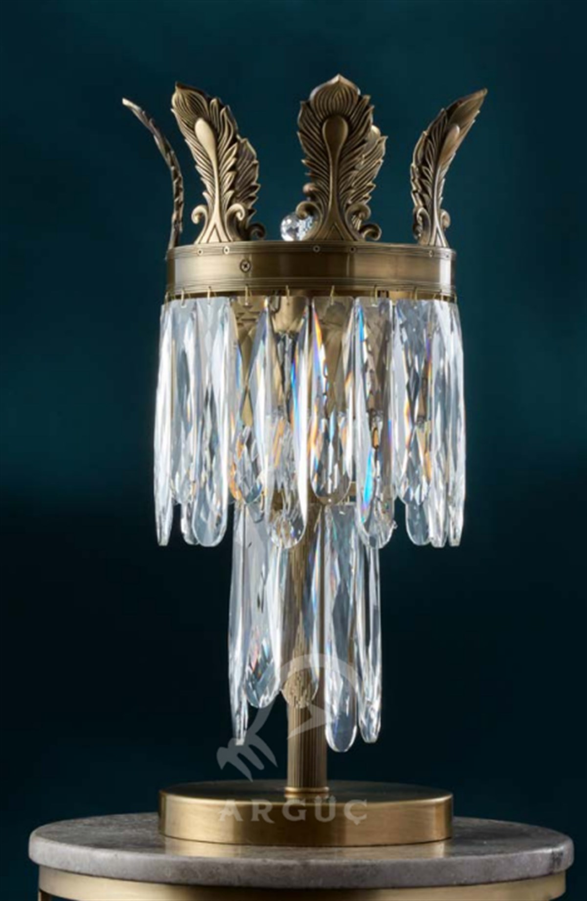 Hünkar Masa Lambası