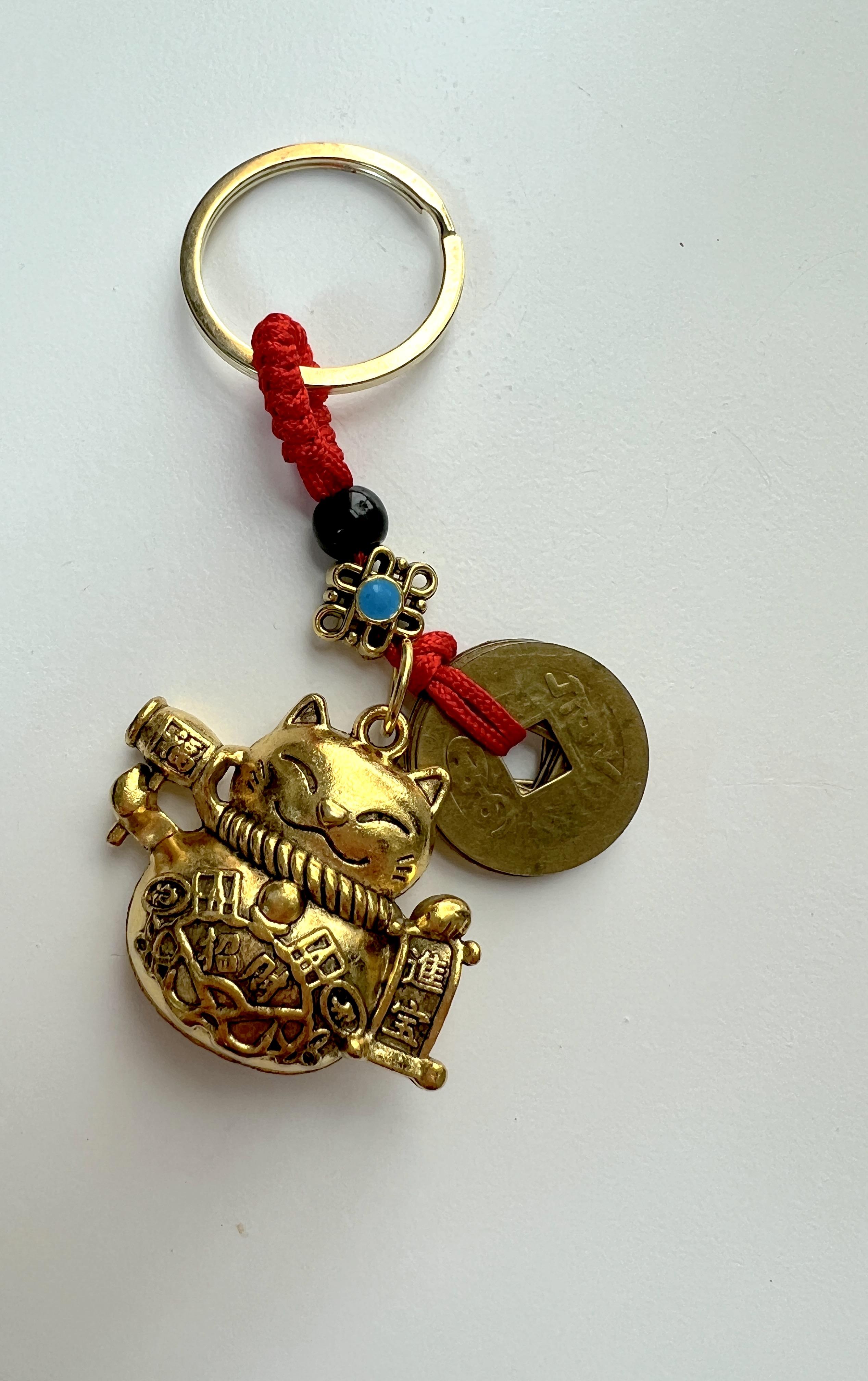 Feng Shui El Sallayan Bereket ve Şans Kedisi (Maneki Neko ) Anahtarlık Model 2 - Miamantra