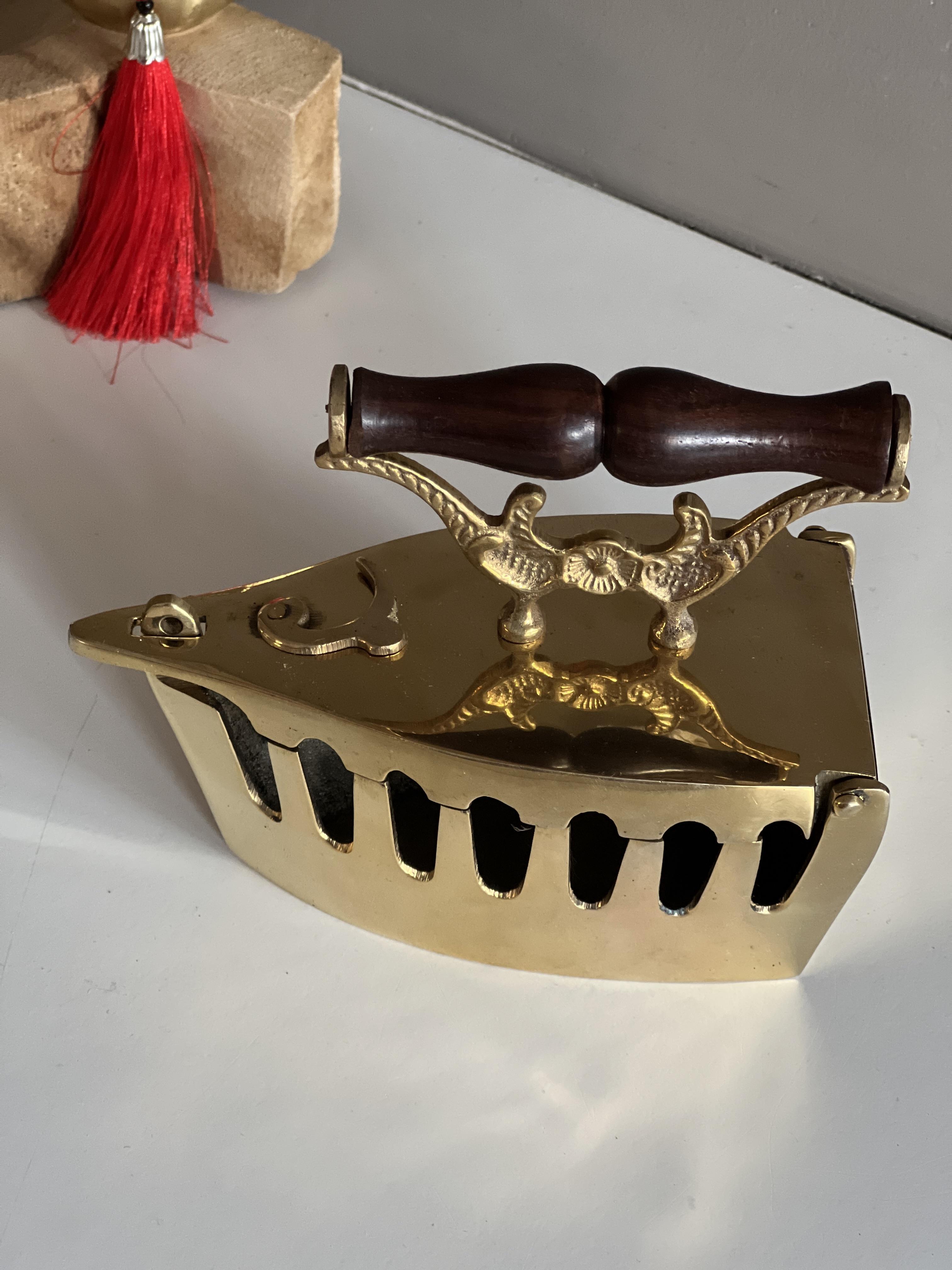 Pirinç Dekoratif Ütü - 15 cm - Miamantra