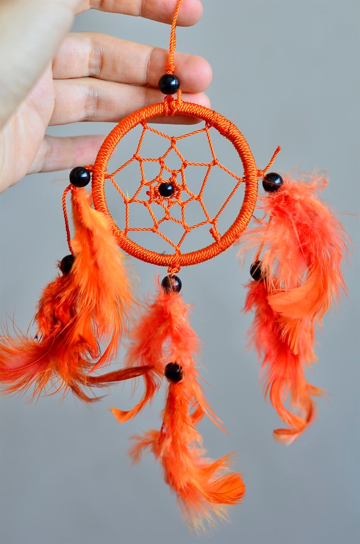 Turuncu Araba Süsü Tüylü Mini Rüya Kapanı / Düş Kapanı / Dreamcatcher / Düş Kapanı / Dikiz Ayna Süsü - 6 cm - Miamantra