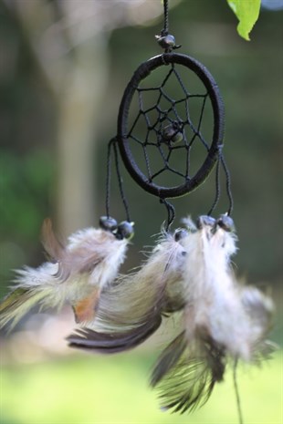 Araba Süsü Tüylü Siyah Mini Rüya Kapanı / Düş Kapanı / Dreamcatcher - 6 cm - Miamantra