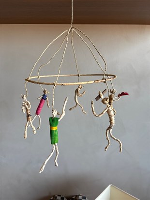 El Yapımı Yağmur Dansçıları Bahçe/Balkon/Tavan Kanca Askılı Hasır Dekor - Miamantra