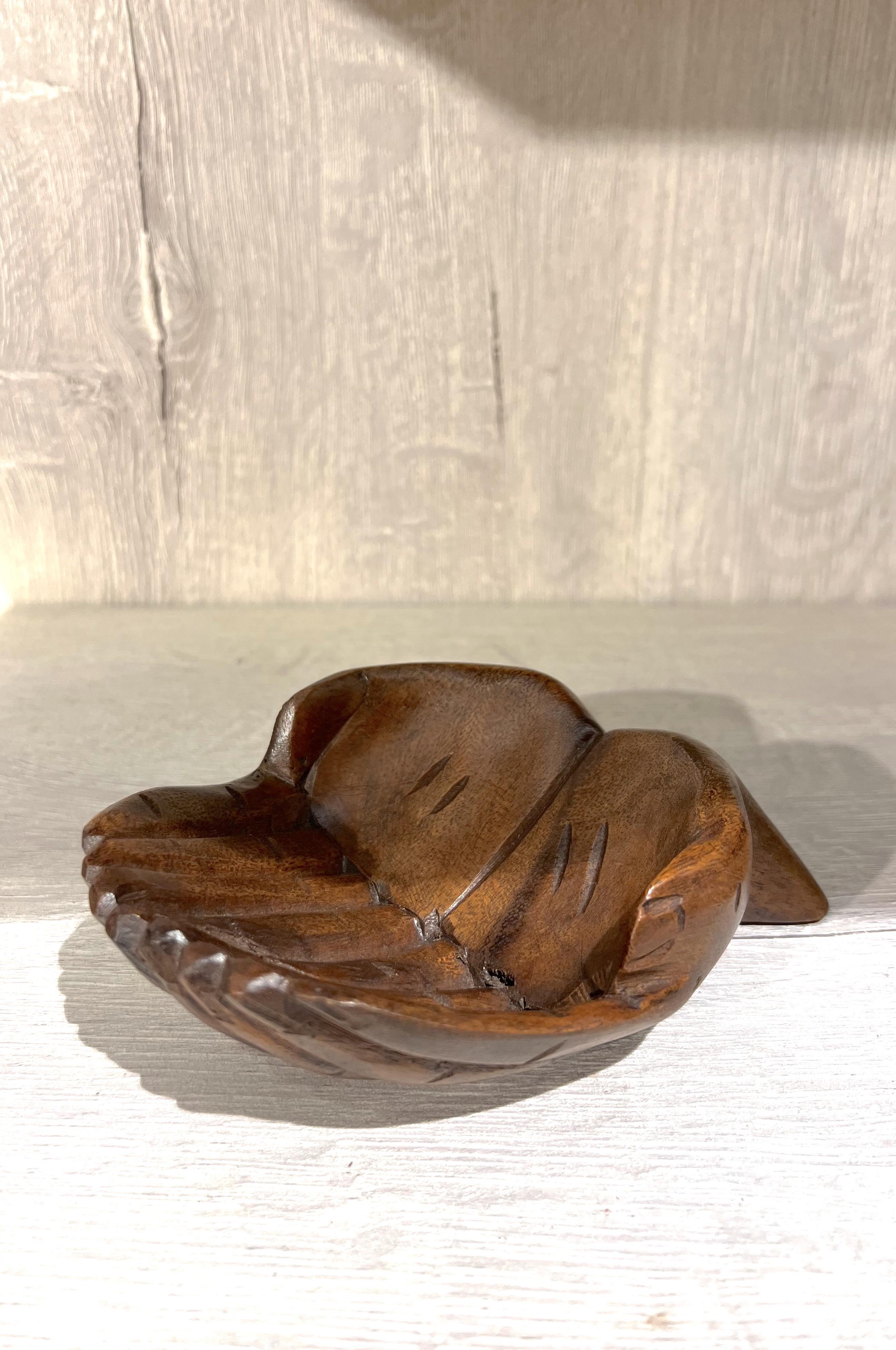 Ahşap El Şeklinde Çerezlik /Sunumluk - 15 cm - Miamantra