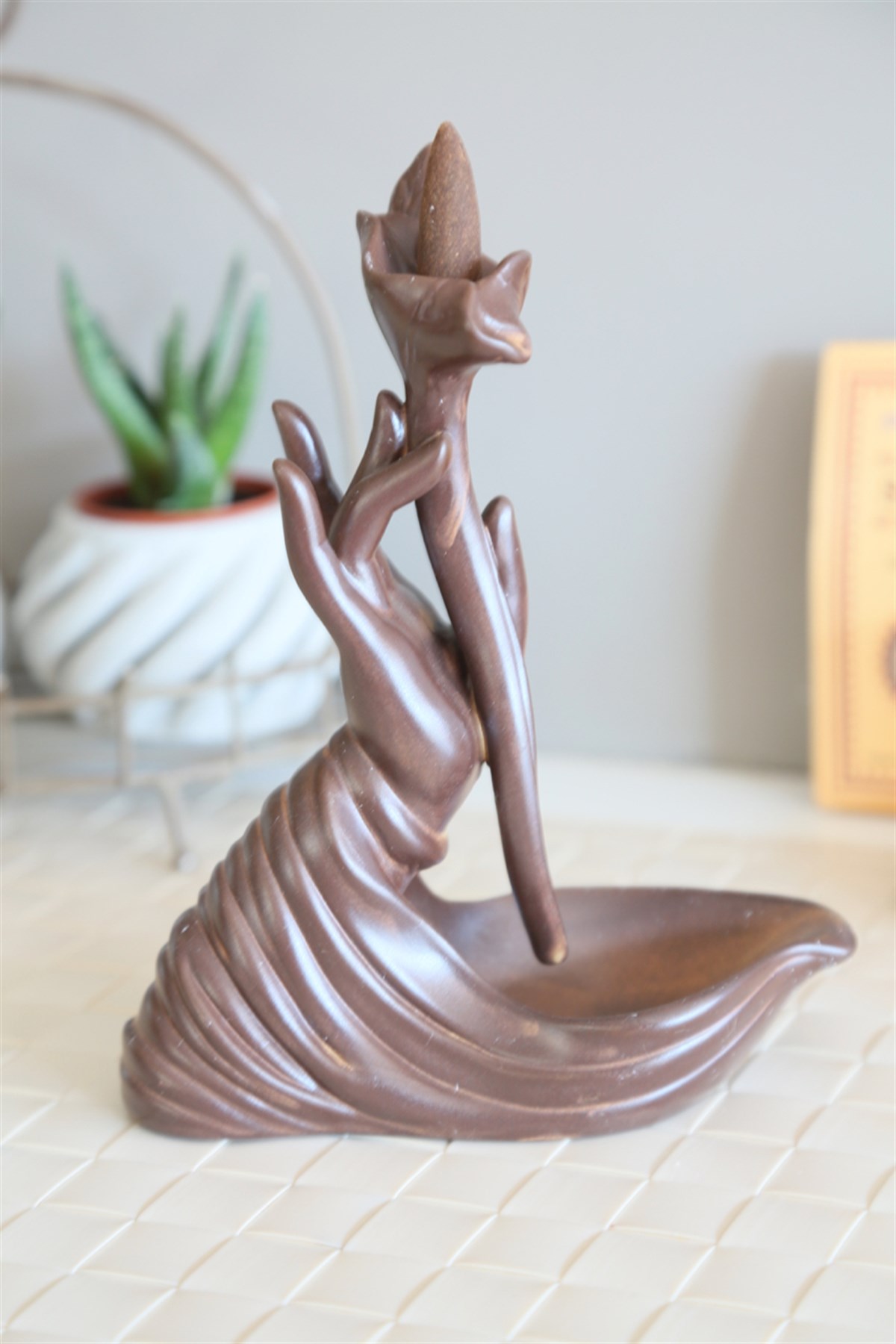 Buda Eli Akash Mudra (El Duruşu) Geri Akış Tütsülük - Model 2 (19 cm)
