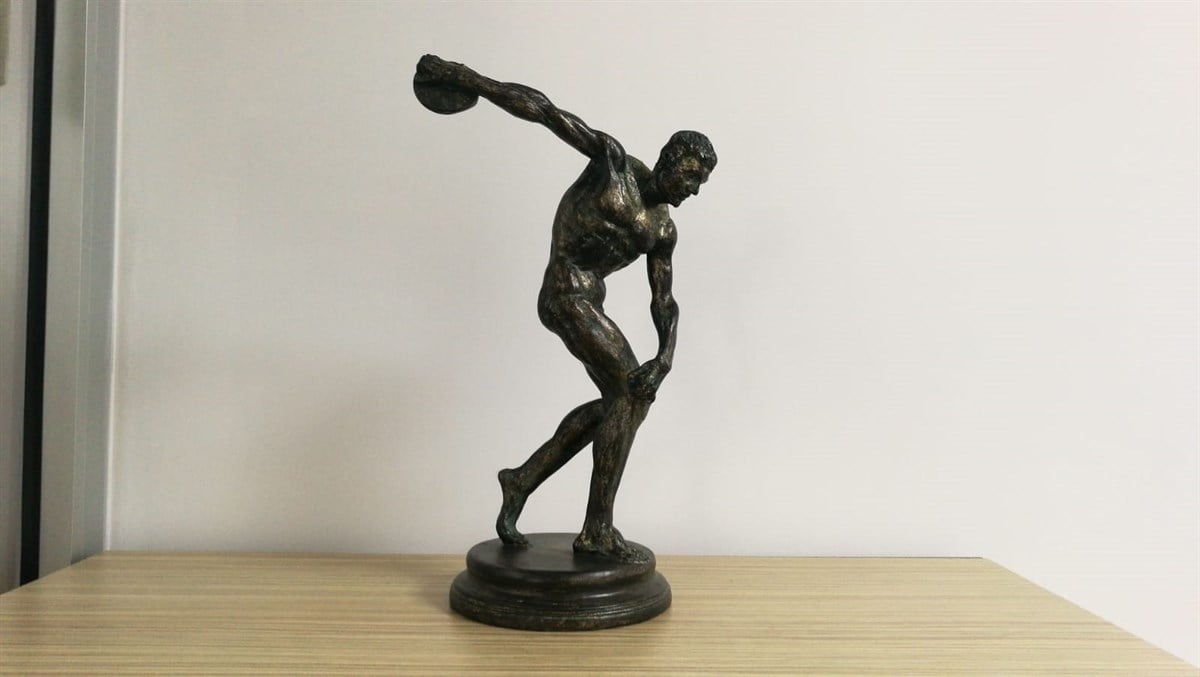 Discobolus / Disk Atan Adam Heykeli (37 cm)