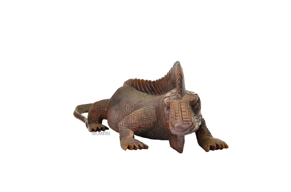 El Yapımı Ahşap İguana Heykeli (Orta Boy 49 cm)