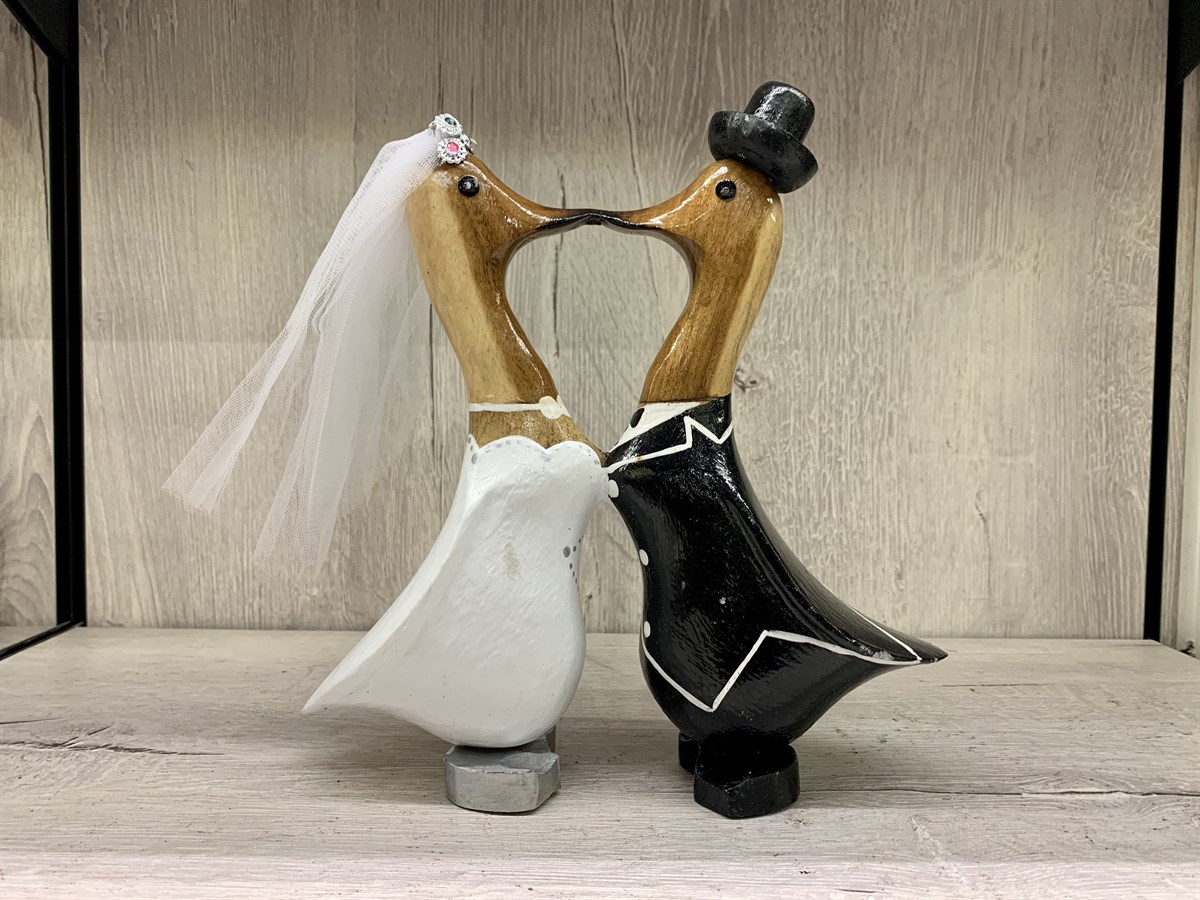 İkili Öpüşen Gelin ve Damat Ördek (2li Set, 25 cm)