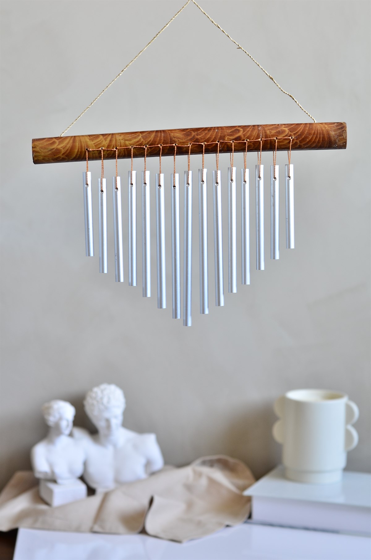 Kahverengi Elde Boyanmış Bambu Askılı Rüzgar Çanı (30 cm)