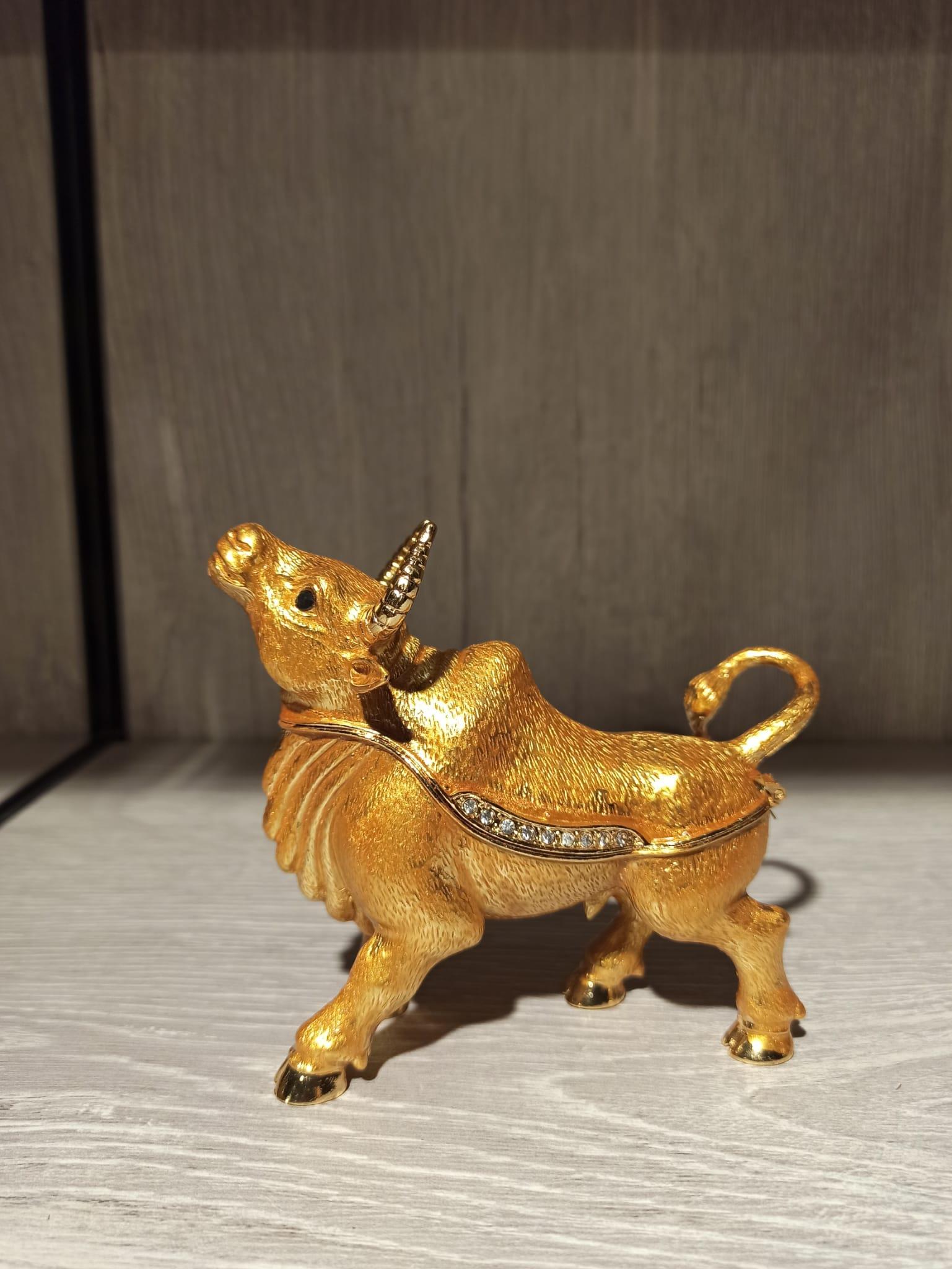 Swarovski Taşlı Boğa Mücevherlik / Dekoratif Biblo - Miamantra