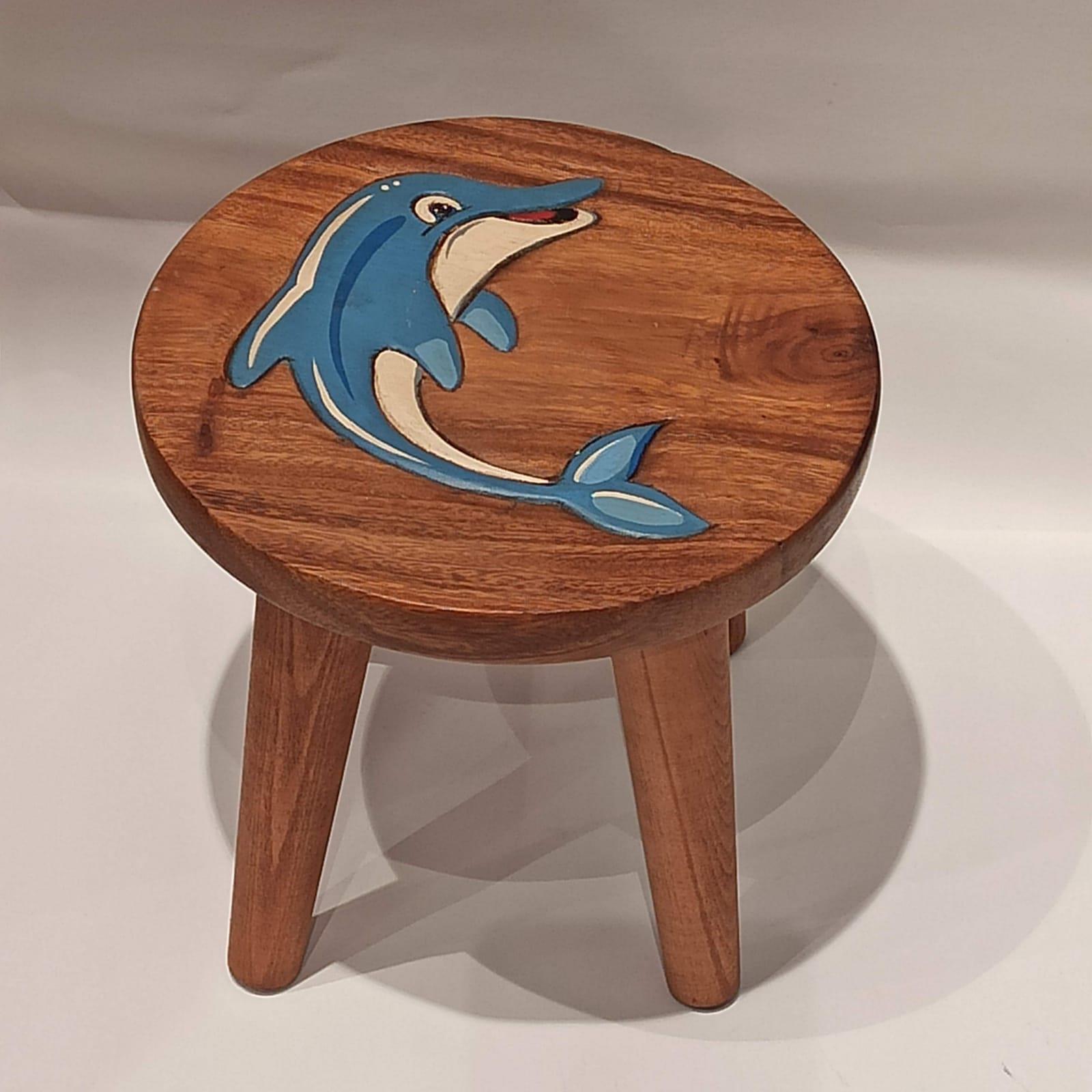 Yunus Figürlü Ahşap Çocuk Taburesi / Ahşap Boyalı Ve Oymalı Çocuk Tabure (Portatif Ayaklı )Yükseklik: 24 Cm, Çap: 26 Cm - Miamantra