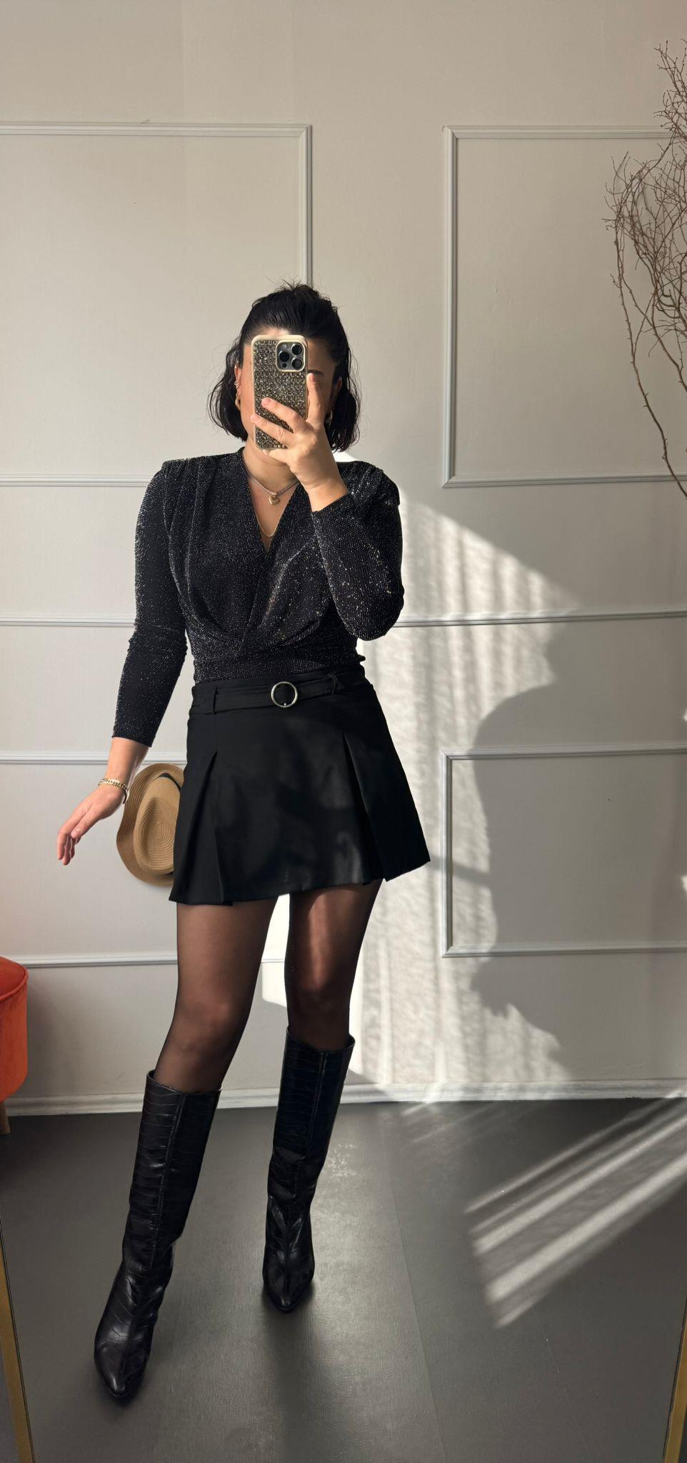 Alttan Çıtçıtlı Simli Bluz