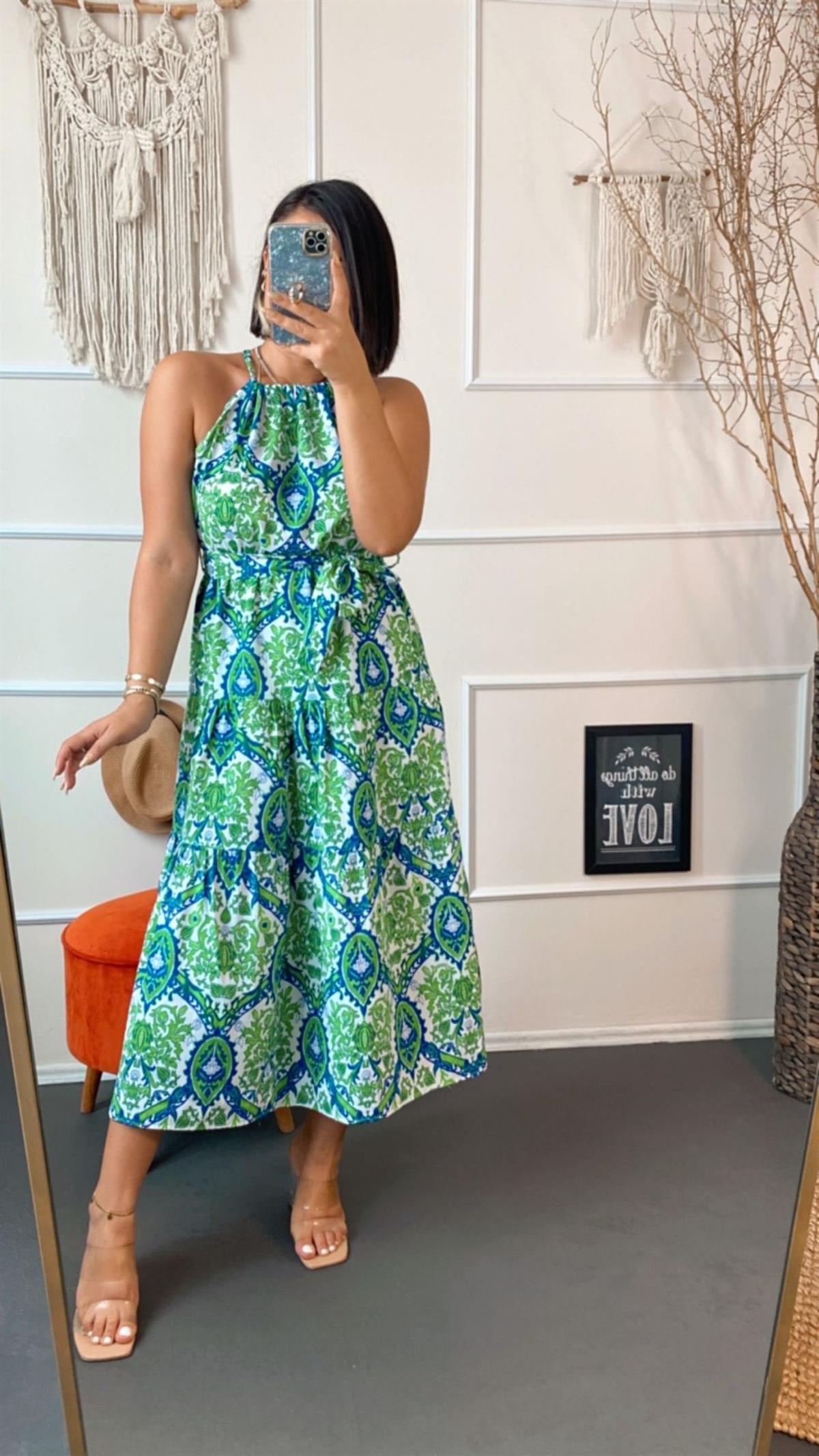 Boyundan baglamalı elbıse
