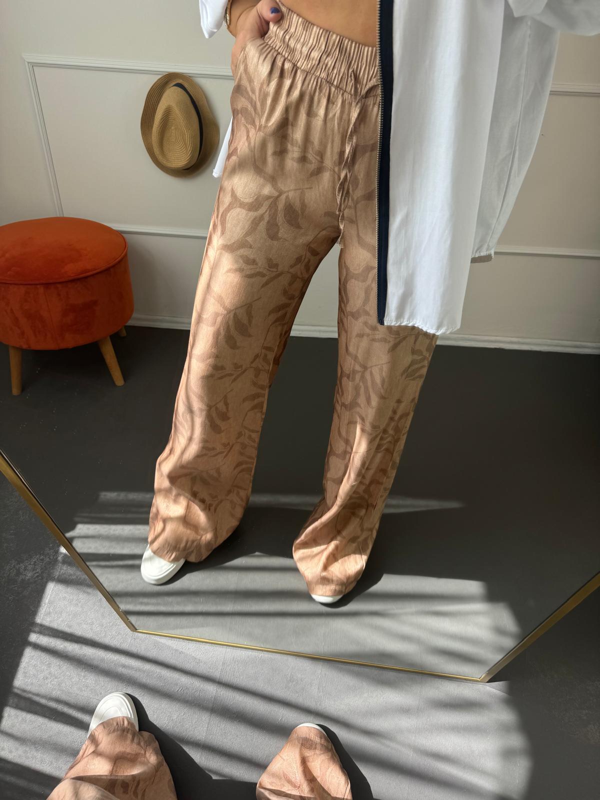 Kahve desenlı pantalon